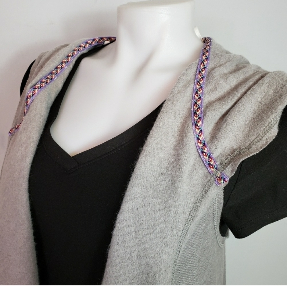 Chance or Fate hooded vest drape front fleece - Picture 5 of 6